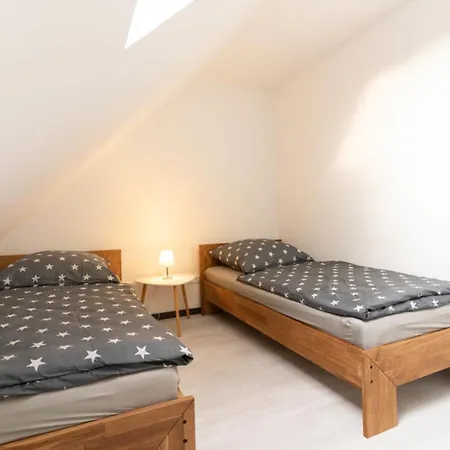 140 Qm Ostfrieslandnordsee Fuer 1-6 Personen - *