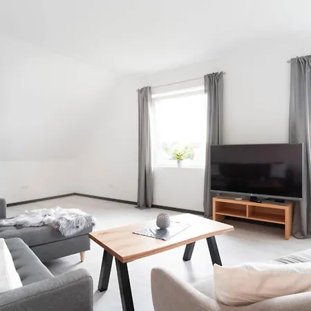 Apartment 140 Qm Ostfrieslandnordsee Fuer 1-6 Personen -