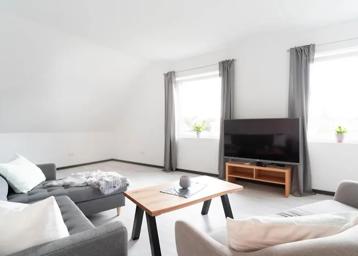 Appartement 140 Qm Ostfrieslandnordsee Fuer 1-6 Personen -